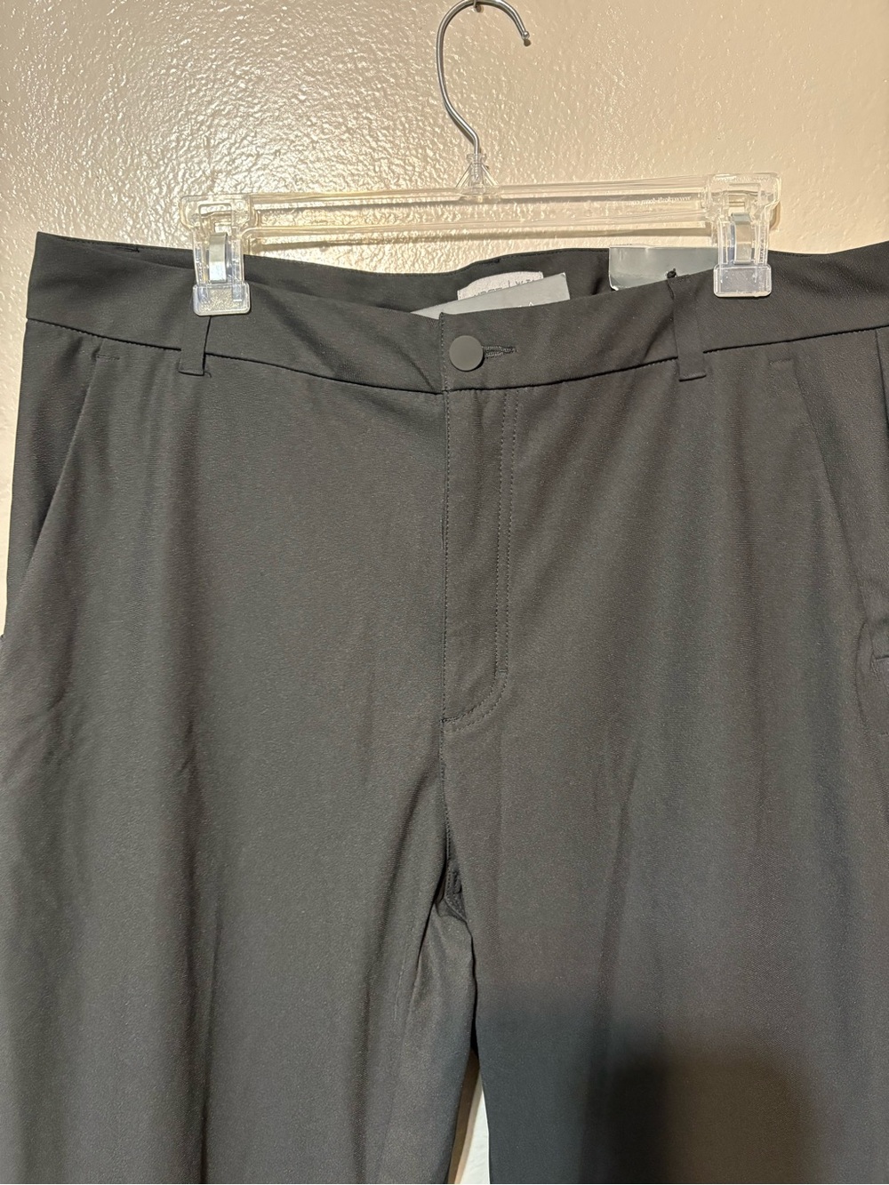 NWT Men's VRST Black Commuter Athletic Fit Pants Size 36 - Picture 4 of 13